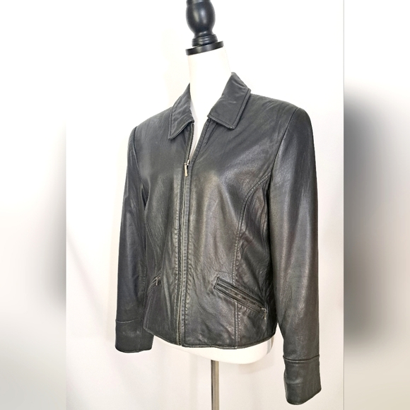 Lord and Taylor Womens Leather Jacket Black Moto Vintage Full Zip Pockets  10 - Picture 3 of 16